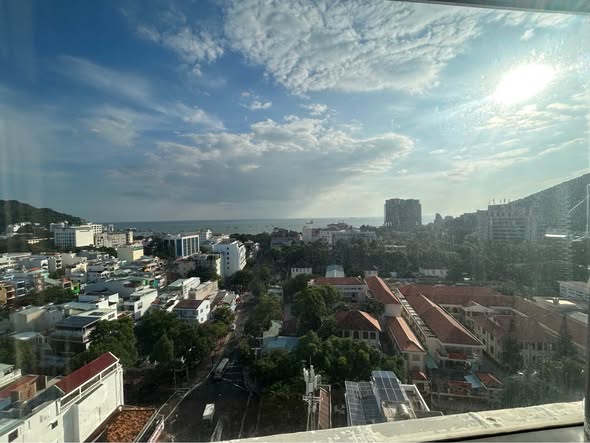 Fully Furnished 2-Bedroom Sea View Apartment at Silver Sea Tower