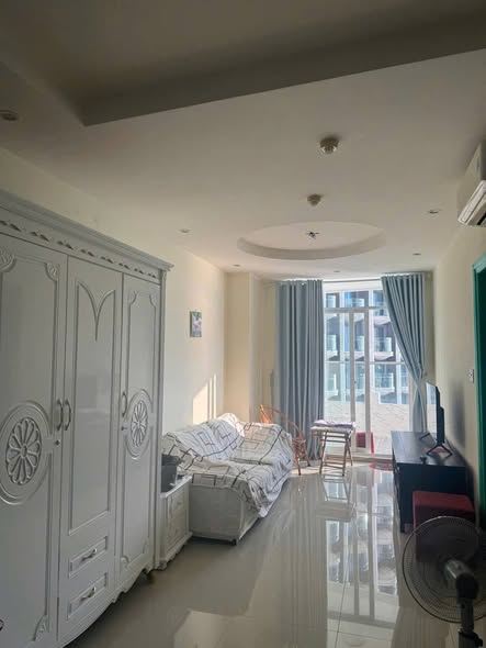 Fully Furnished 1-Bedroom Sea View Apartment at Thuy Tien Condominium