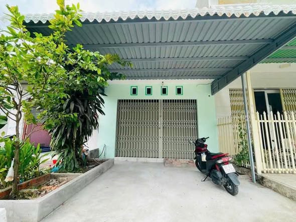2-Bedroom House for Rent at Xeo Trom 5 Residential Area