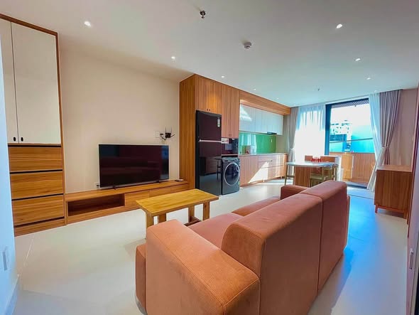 Brand-New Fully Furnished 2-Bedroom Apartment with Gym Access in Hai Chau