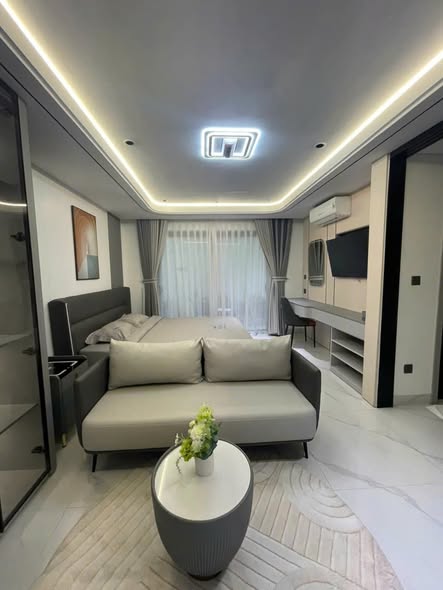 Fully Furnished Studio Apartment on Ly Nhat Quang Street