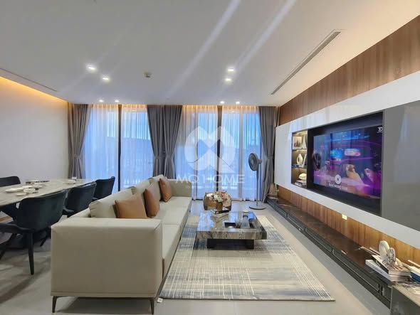 Sam Tower Han River View 2BR Apartment