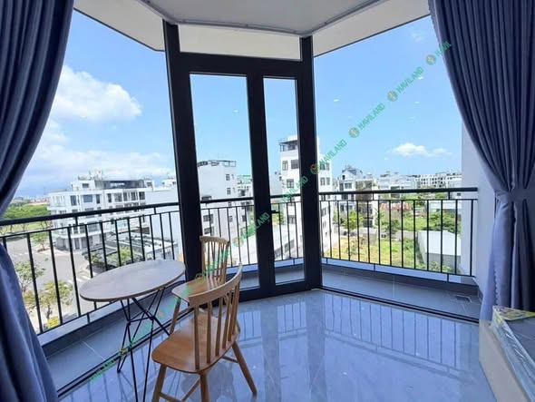 Brand-New Fully Furnished Studio Apartment in Lien Chieu