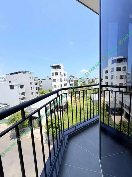 Brand-New Fully Furnished Studio Apartment in Lien Chieu