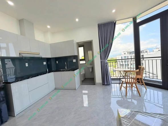 Brand-New Fully Furnished Studio Apartment in Lien Chieu