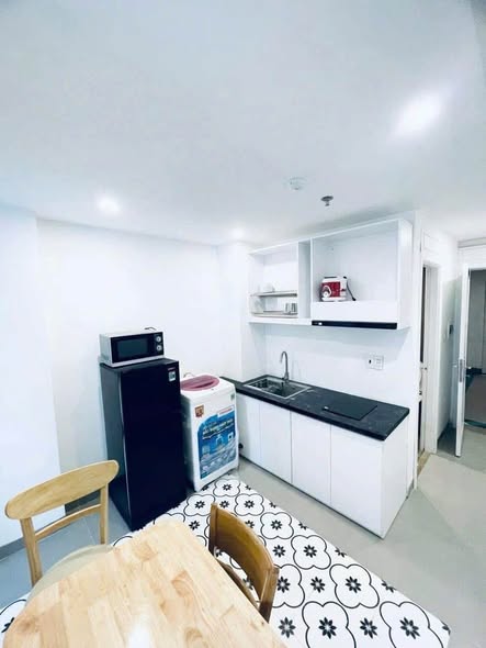 Fully Furnished 1-Bedroom Apartment with Balcony in An Thuong