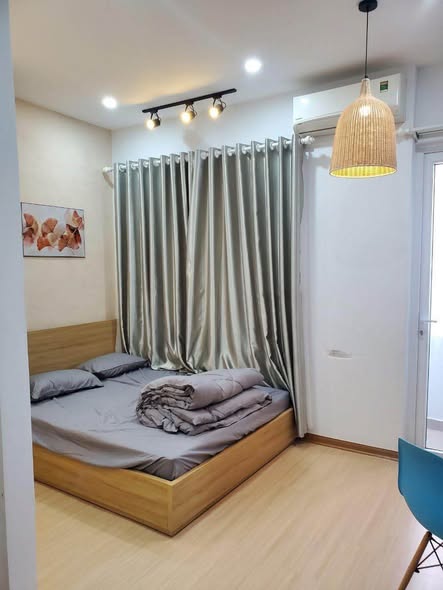 Fully Furnished Ground-Floor Studio in Hai Chau City Center