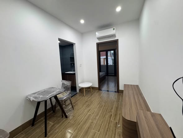 Modern Fully Furnished 2-Bedroom Apartment on Ton That Thiep Street