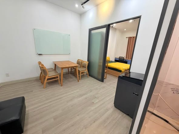 Fully Furnished 1-Bedroom Apartment with Private Balcony on An Thuong 34