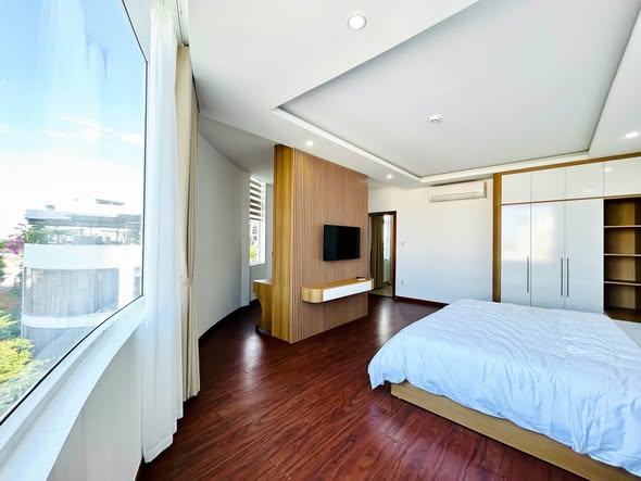 Fully Furnished 2-Bedroom Apartment P504 at Suri House, Khue My Dong 1