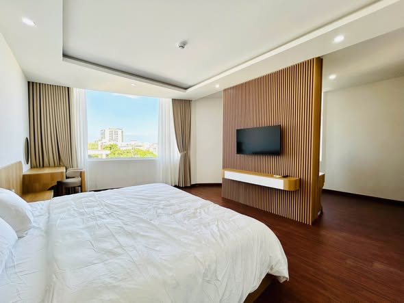 Fully Furnished 2-Bedroom Apartment P504 at Suri House, Khue My Dong 1
