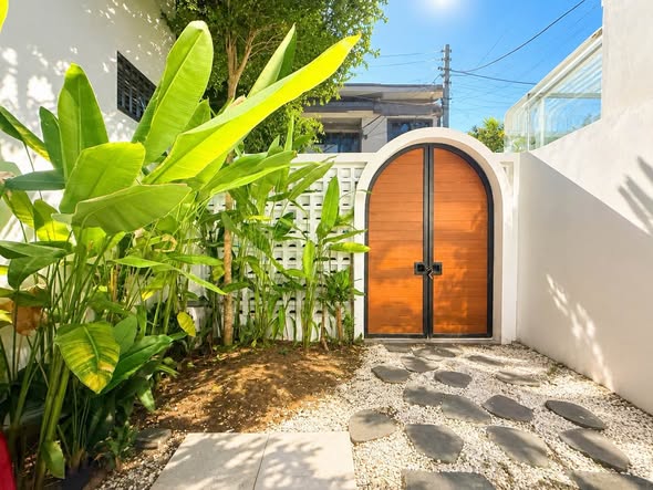 Fully Furnished 3-Bedroom House near Nicholas International School in Hoa Xuan