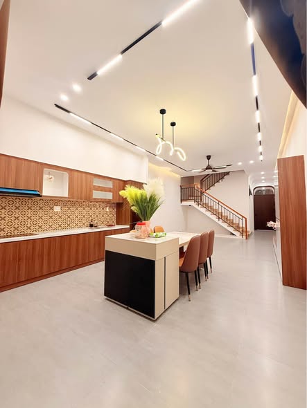 Fully Furnished 3-Bedroom House near Nicholas International School in Hoa Xuan