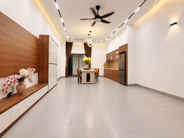 Fully Furnished 3-Bedroom House near Nicholas International School in Hoa Xuan