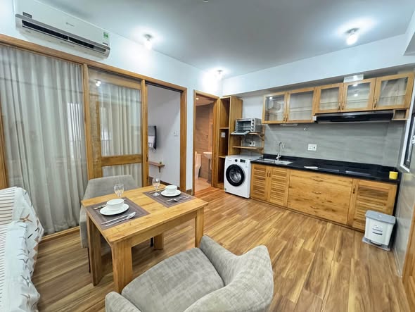 Fully Furnished 1-Bedroom Apartment with Pool on Nguyen Xuan Khoat