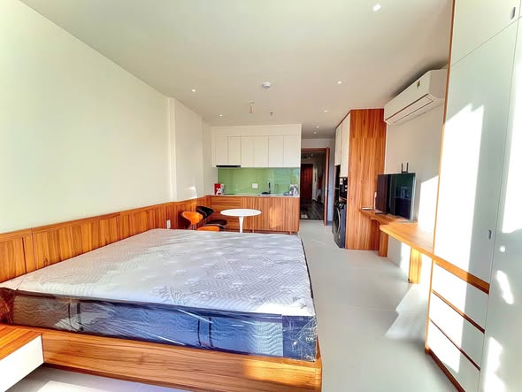 Brand-New Fully Furnished Studio with Gym on Truong Thi 1, Hai Chau