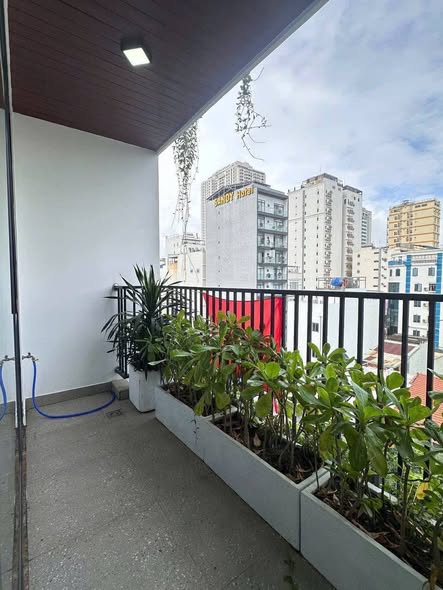 New 1-Bedroom Apartment with Balcony on An Thuong 33, My An