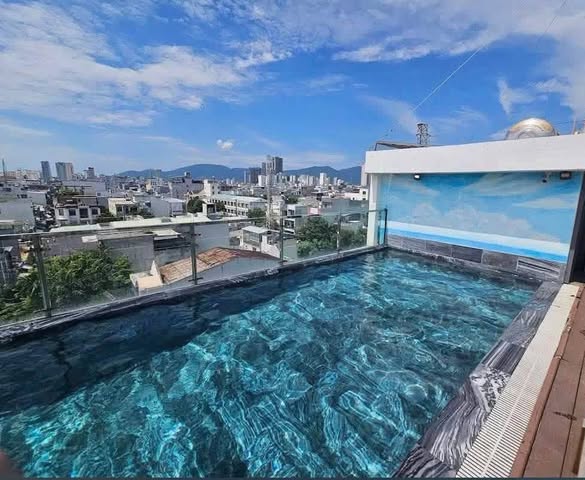 Fully Furnished Apartment with Rooftop Pool on Nguyen Van Thoai