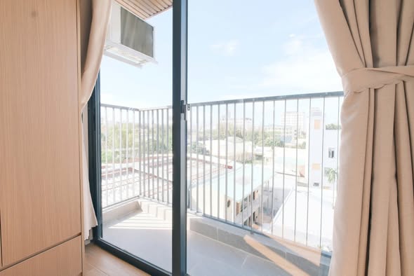 Fully Furnished 1-Bedroom Apartment with Balcony in My An