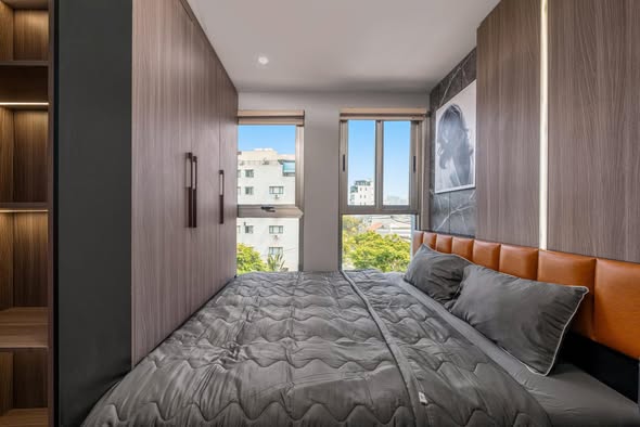 Fully Furnished 2-Bedroom Apartment with Large Balcony in My Khe 1