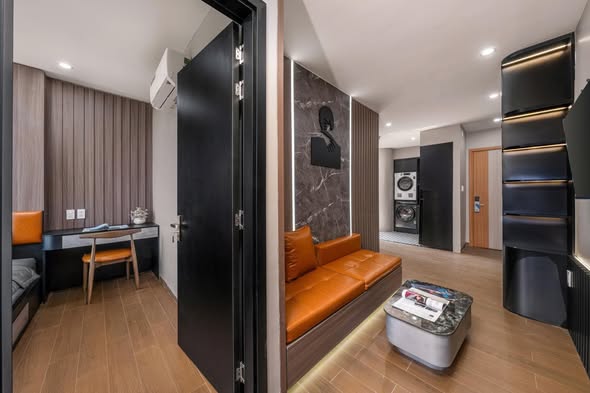 Fully Furnished 2-Bedroom Apartment with Large Balcony in My Khe 1