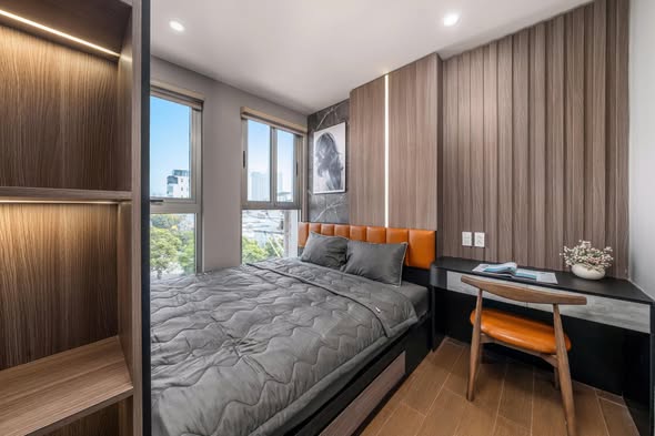Fully Furnished 2-Bedroom Apartment with Large Balcony in My Khe 1