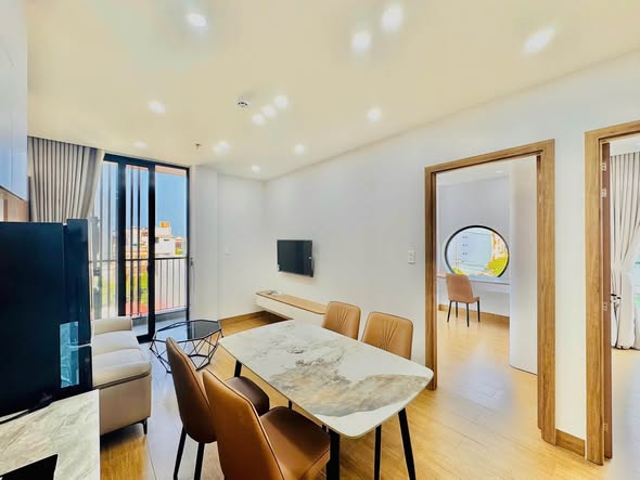 Fully Furnished 2-Bedroom Apartment with 2 Balconies on Doan Khue