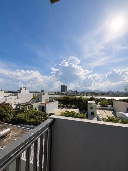 7th-Floor Apartment with Large River View Balcony in My An 19