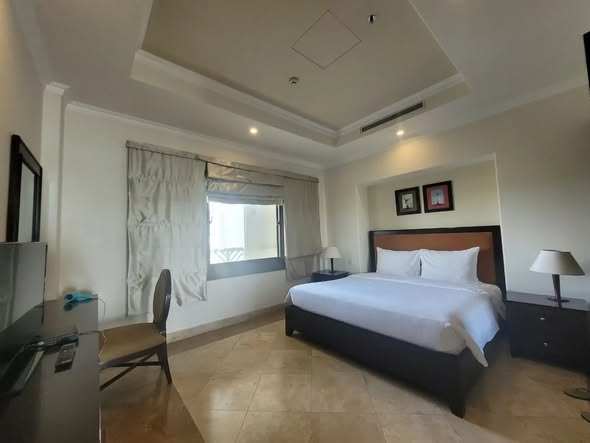 3-Bedroom Full-Serviced Ocean View Apartment in 5-Star Resort, Ngu Hanh Son